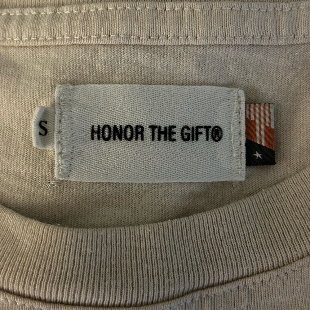 Honor the Gift Men’s Quilt Short Sleeve T-shirt Size Small - Picture 4 of 8